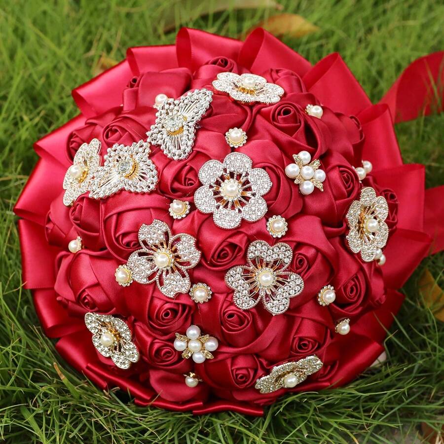 1 Stück burgunderrote Satin Rose Eternal Blumenstrauß mit handgefertigter Edelstein- und Perlen-Schmetterling Dekoration, Braut Hochzeits Accessoire
