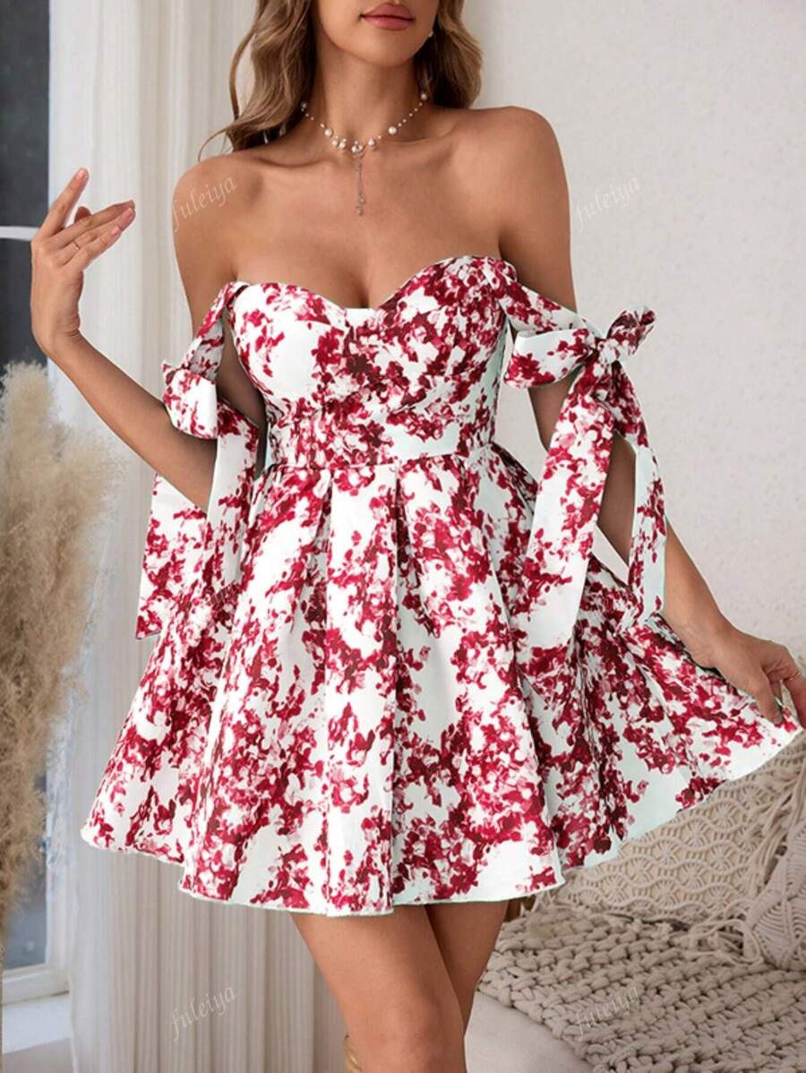 Vestido línea A sin mangas con estampado floral, cuello con abertura y detalle de lazo para el Día de San Valentín
