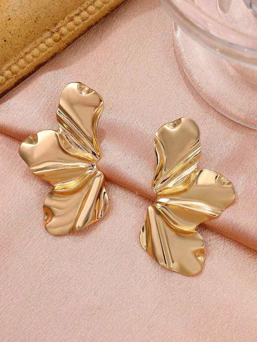 1 Pair Vintage High-End Flower Petal Stud Earrings, Suitable For Everyday Wear And Vacation