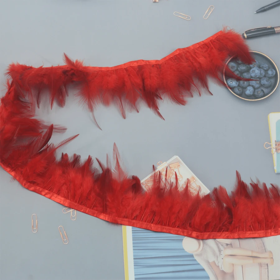 1-Meter Feather Red Tip Rooster Feather Trimmed Fabric Ribbon, Headpiece, Party Decoration, Masquerade Ball, Stage Performance, DIY Craft Supplies