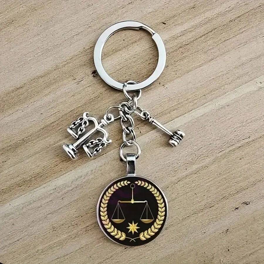 Fashionable Alloy Keychain With A Symbol Of Justice - The Perfect Gift For Law School Graduates, Judges, And Legal Professionals Car Accessories Bag Charm