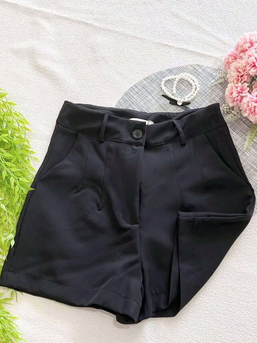 Women's Tailored Shorts With Button Bag