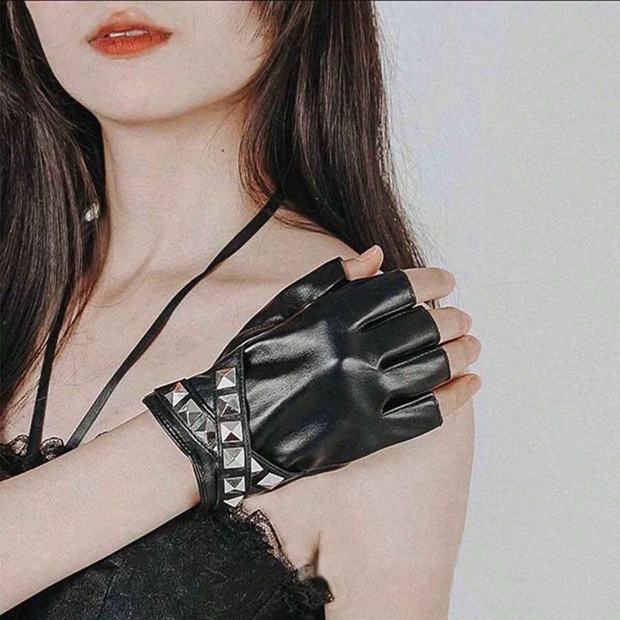 1 paire de gants gothiques à demi-doigts avec rivets, gants en PU mode cosplay cyberpunk sombre et performant