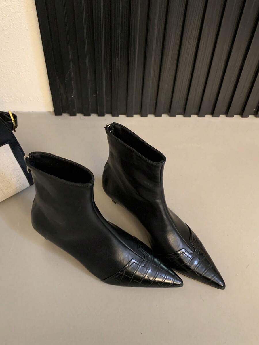 Damen Stiefeletten mit spitzer Zehenpartie, Kroko-Prägung, Kunstleder Einsätze, stilvolle, vielseitige High Heel Kurzstiefel, angenehm zu tragen