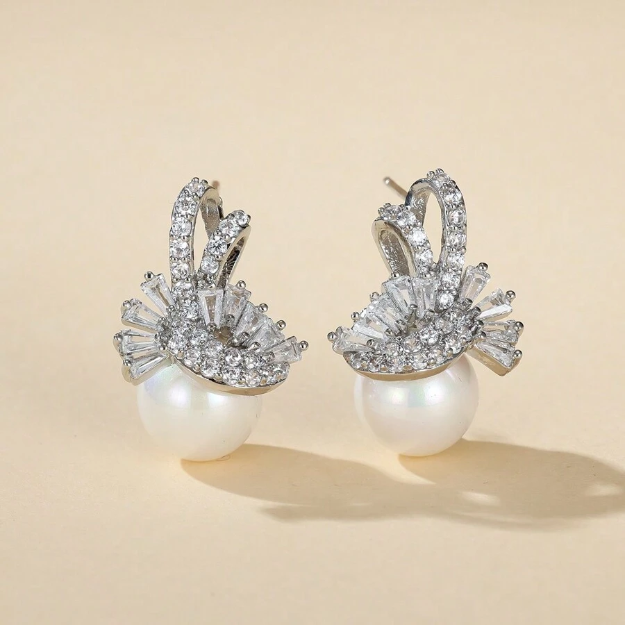 1 par de Pendientes elegantes y de lujo para mujeres, adecuados como regalo para damas en ocasiones especiales