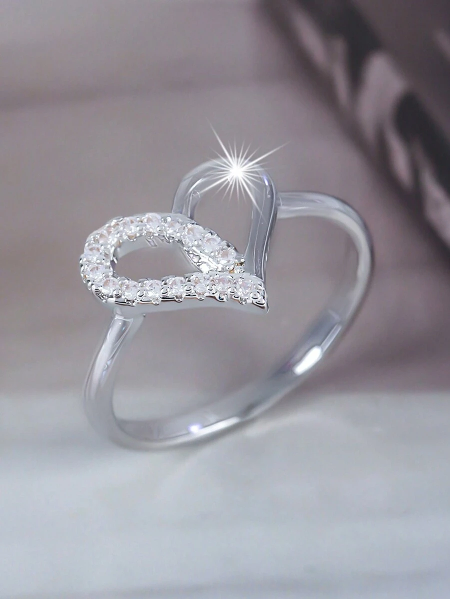 Fashionable, Minimalist, Elegant Heart-Shaped Cubic Zirconia Women's Promise Ring, Ideal For Weddings, Engagements, And Valentine's Day Gifts