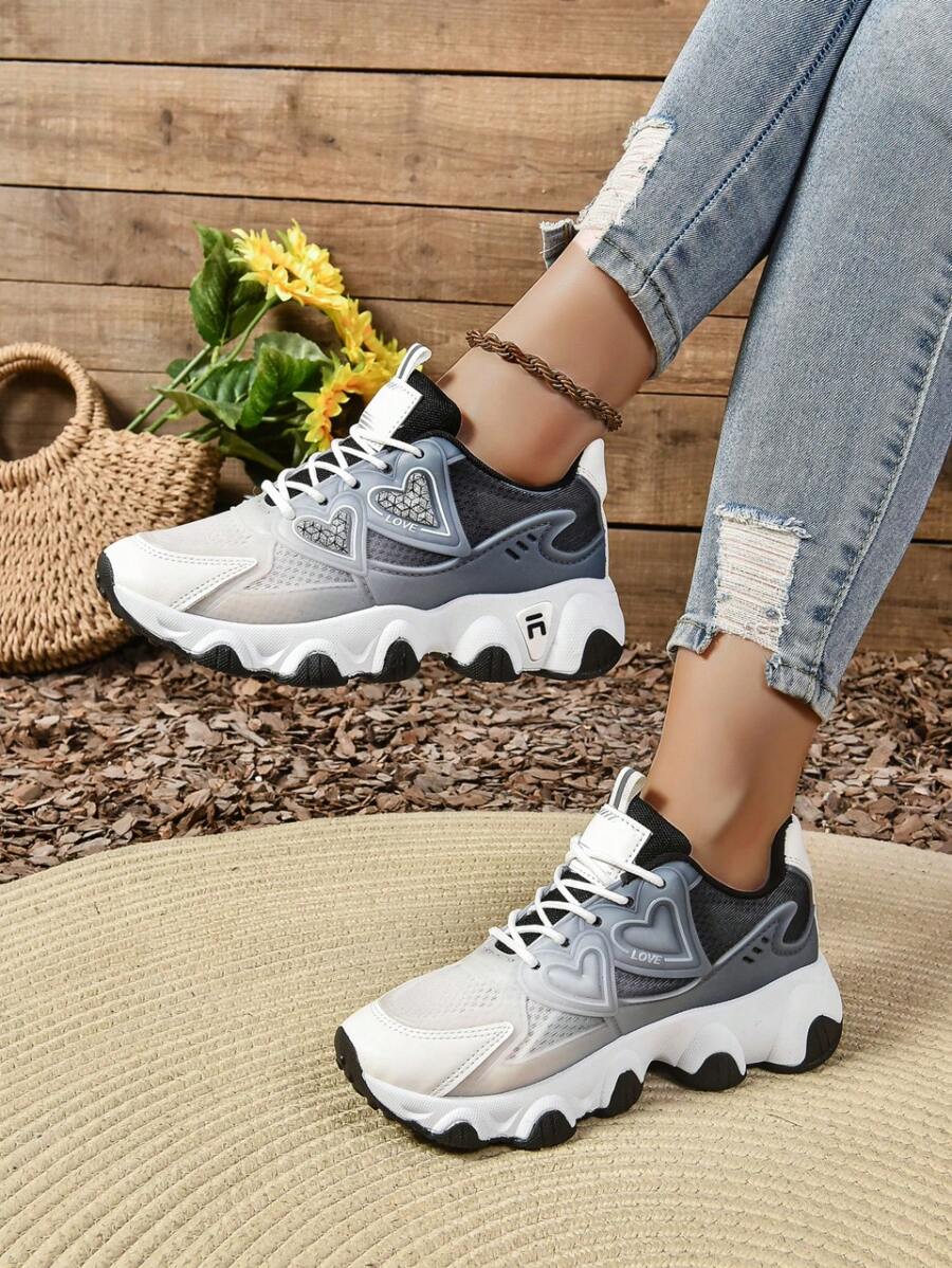 New Fashionable Casual Sports Shoes, Soft Sole Lightweight Trainers, Flat Four-Season Versatile Comfortable Women's Board Shoes, Thick Sole Air-Permeable Chunky Sneakers