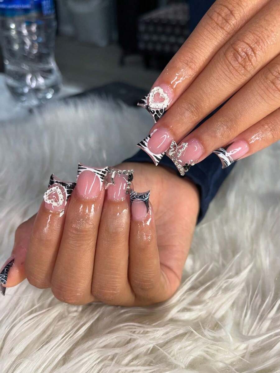 24pcs High-End Y2K Black Star Rhinestone French Medium Almond Pressed-On False Nails, Suitable For Women And Girls Daily Wear