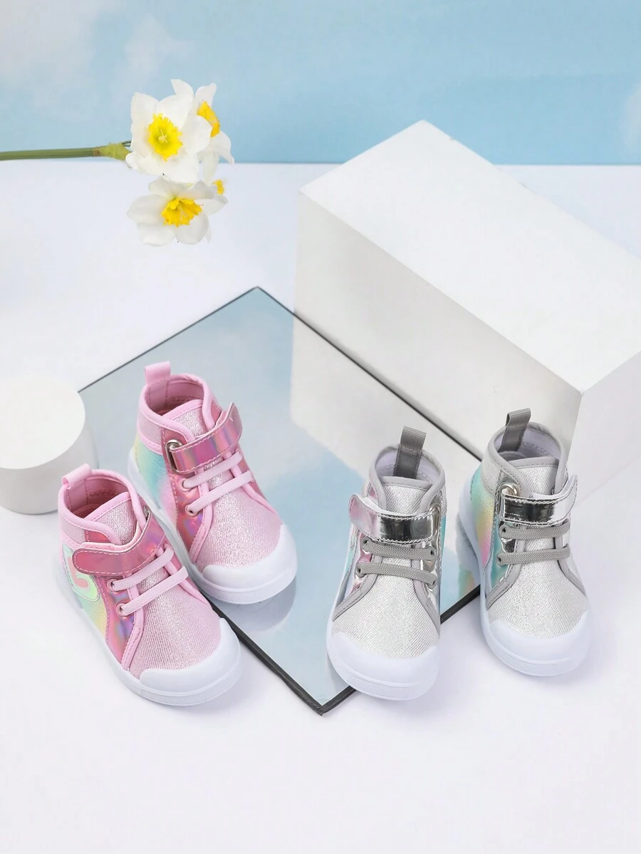 GENGASUN 1 pieza Zapatos de fiesta casuales de corte alto con diseño lindo de amor de dibujos animados de color degradado para niñas pequeñas de otoño