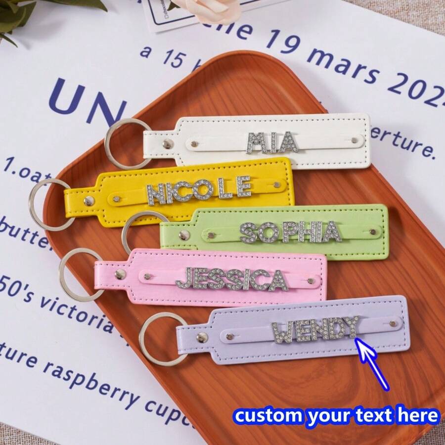 Personalisierter Acryl Mehrfarbiger Buchstaben Schlüsselanhänger, bestes Weihnachtsgeschenk, Geburtstagsüberraschung für Familie und Freunde, Leder Schlüsselanhänger, Acryl Namenspersonalisierung, Herbst/Winter Feiertags Geschenk, Überraschung für Lieblingsmenschen