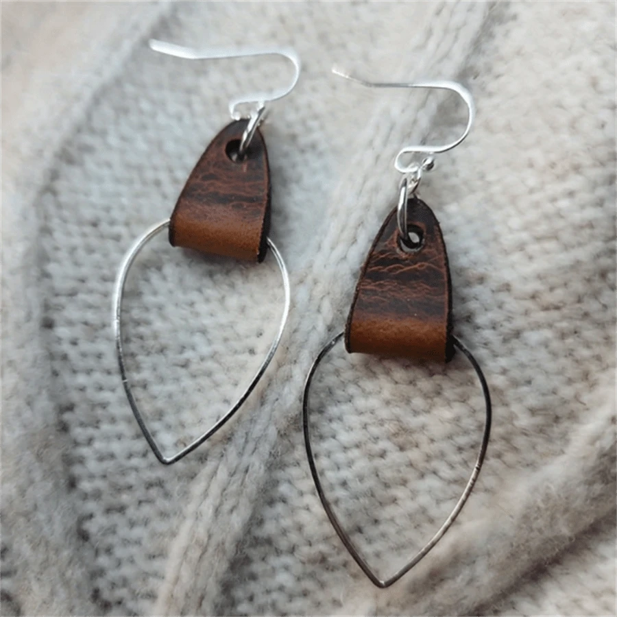 1 paire de boucles d'oreilles pendantes en forme de goutte d'eau de style bohème rétro, design asymétrique unique, convient pour les fêtes et les cadeaux