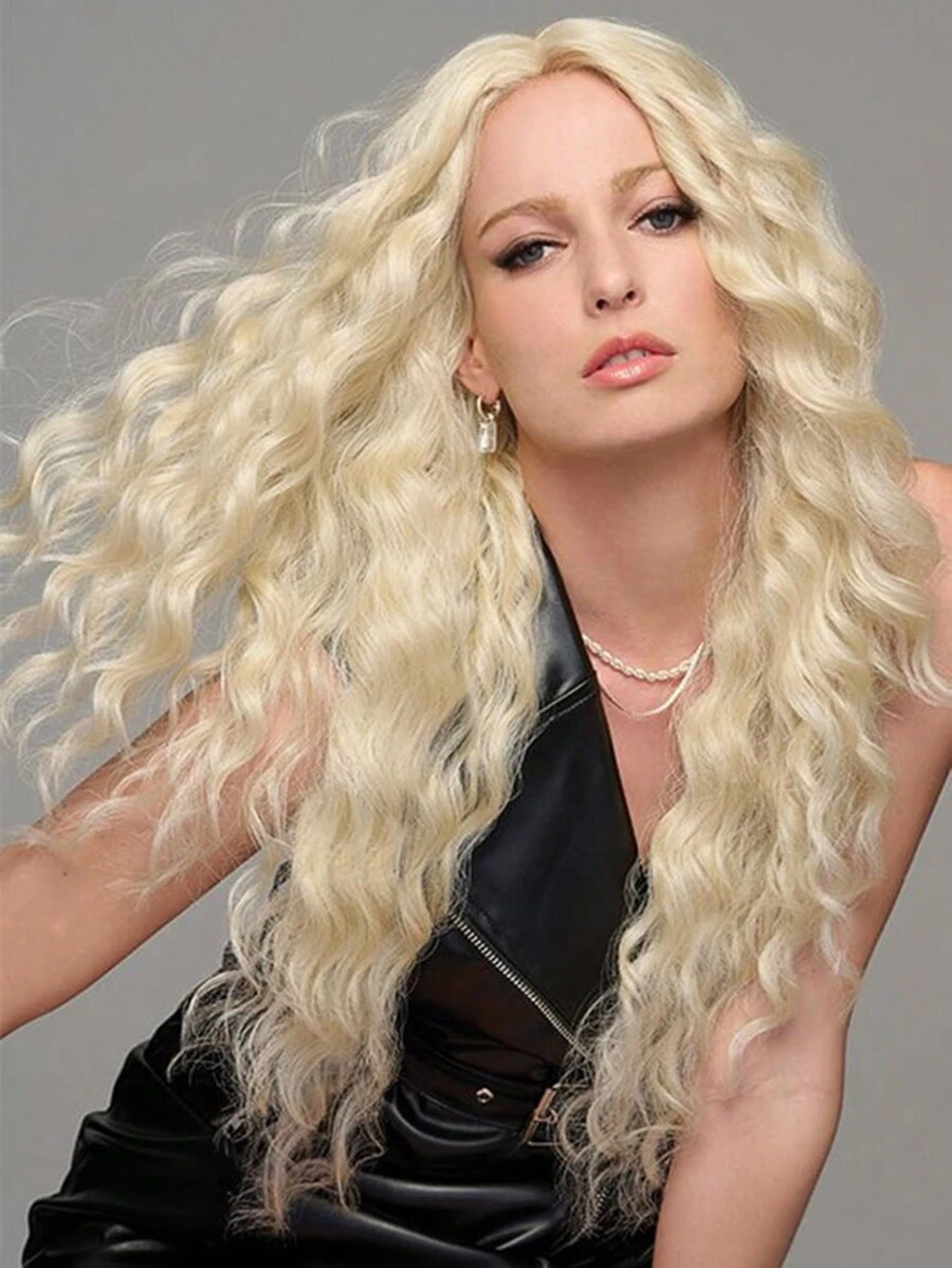 European-American Glamorous Golden Curly Long Wig, Suitable For Women, Natural Looking Soft Synthetic Hair