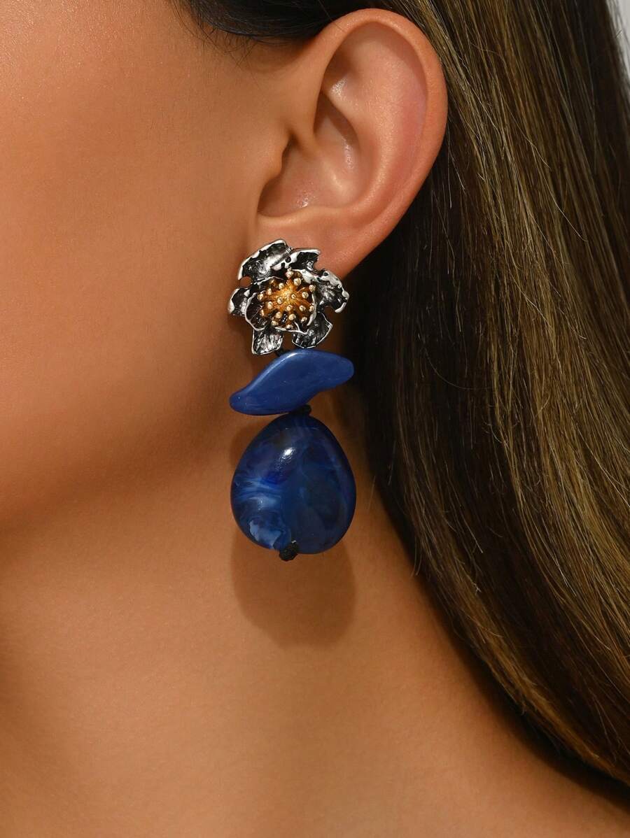 2 stuks elegante, sexy retro bohemian zilverkleurige metalen bloem, bloesem, gouden meeldraden, golvende keramische hanger, blauwe hars, asymmetrische synthetische steen, decoratieve oorbellen voor stijlvolle dames, feestvakantie, diverse harskleuren