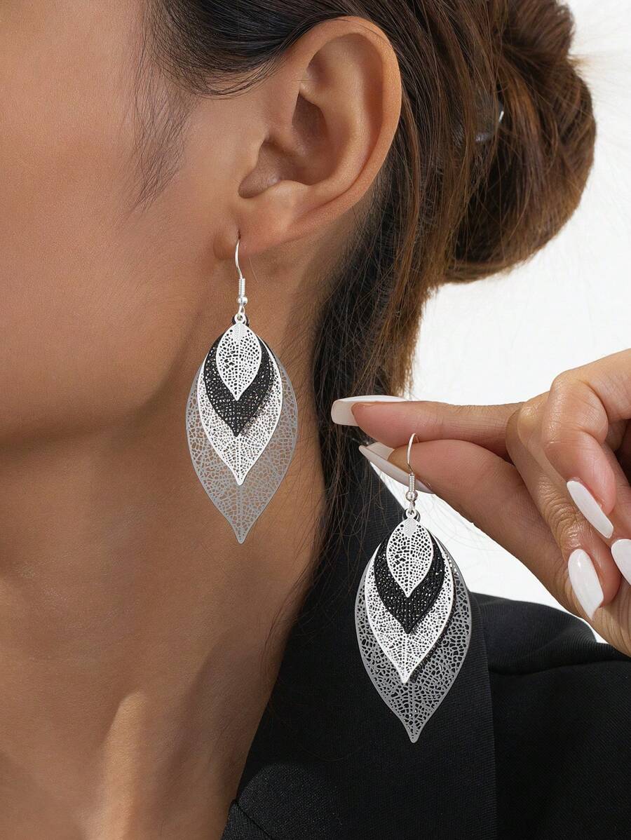 1 Pair Bohemian Style Exaggerated Hollow Multilayer Leaf Shaped Earrings, In Gold, Green And Black, Suitable For Women Daily Wear, Gift For Mom, Sister, Girlfriend