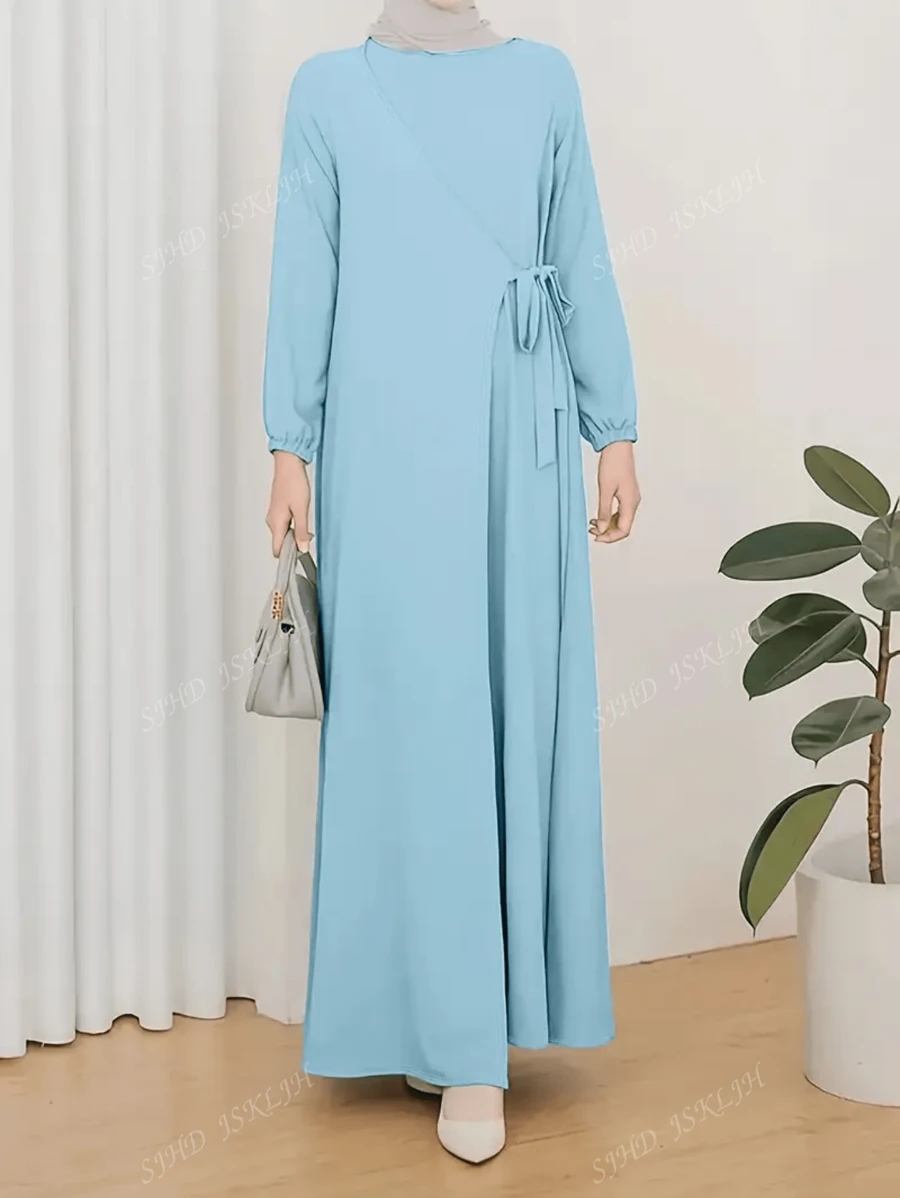 Abaya à manches longues de couleur unie pour femme, style arabe, simple et à la mode, idéale au quotidien.