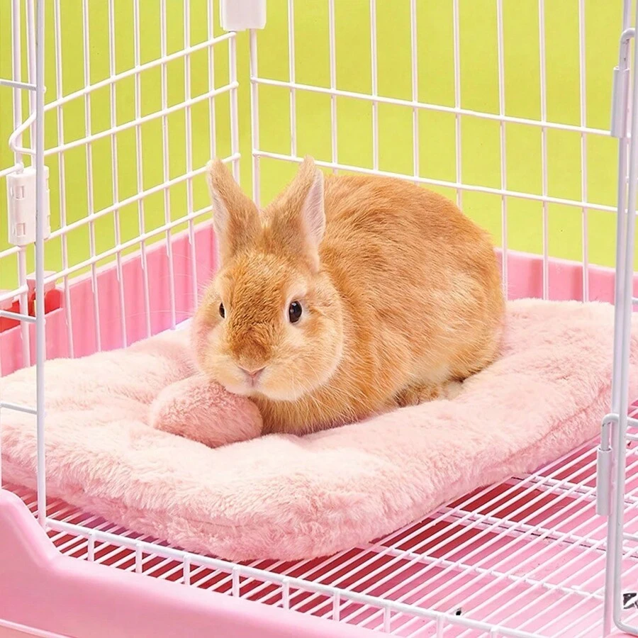 Universal Long Plush Warm Lounging Mat For Small Pets, Soft & Skin-Friendly, Suitable For Autumn/Winter, Warm Sleeping Foot Mat, Guinea Pig & Rabbit Cotton Nest