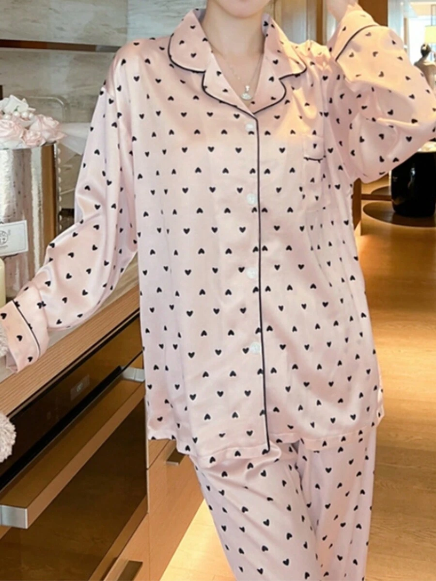 Women's Pajama Set, Satin Premium Feeling Pajamas, Lapel Heart All Over Print Women's Pajamas, Comfortable Skinny Women's Pajamas - Perfect Gift For Her!