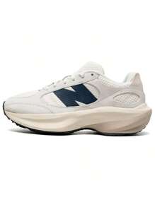 Beige/white