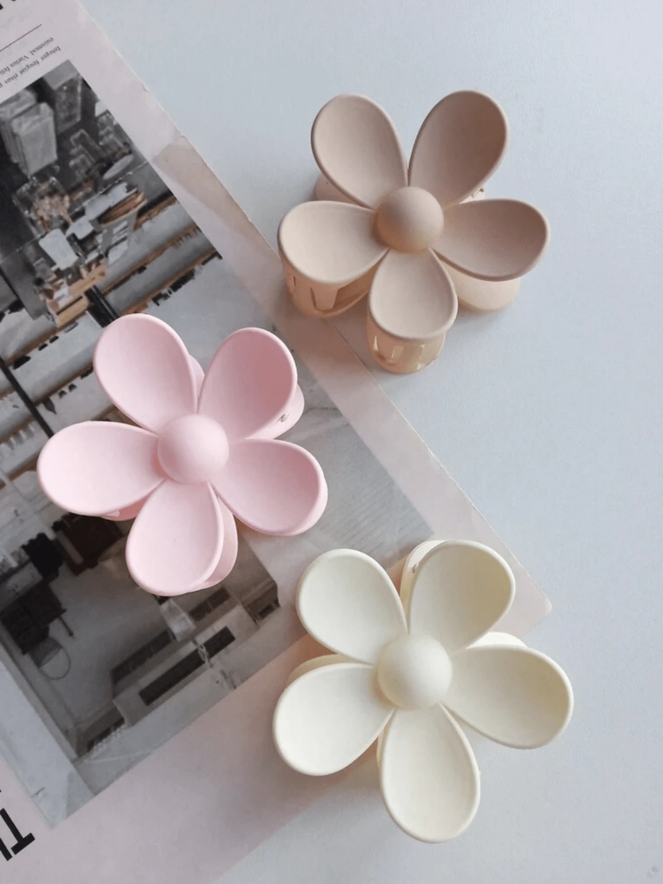 3-delige multi-color bloemenclip, haarklem van harsmateriaal met vijf bloemblaadjes in de vorm van een bloem voor het begin van het schooljaar, dagelijkse haaraccessoires, haaraccessoires voor op reis en op vakantie, haarklem haarspeld, de vier seizoenen