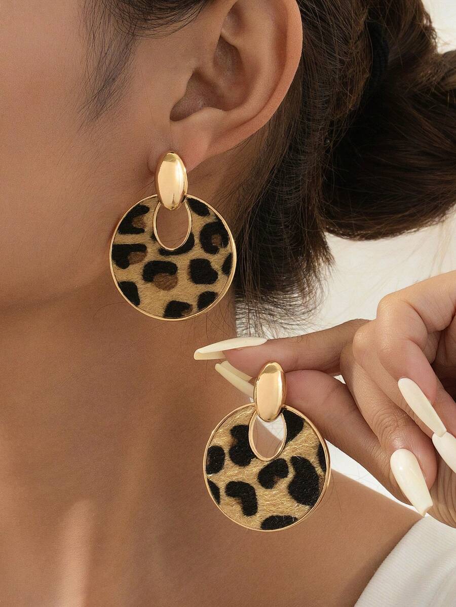 1 pièce paire de boucles d'oreilles rondes en métal imprimé léopard et 1 pièce collier assorti, style européen et américain vintage à la mode, convient pour les boîtes de nuit et les soirées