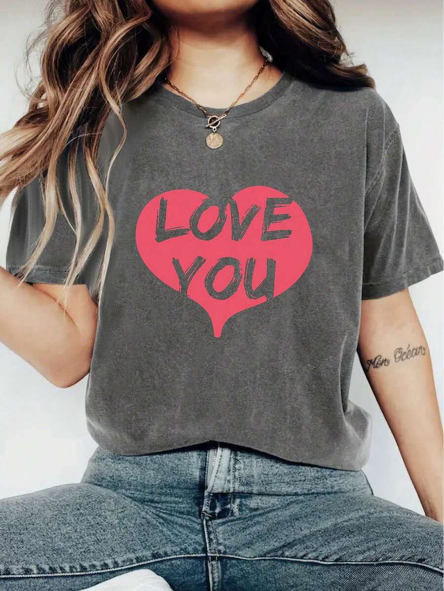 Women's Fashionable LOVE Print T-Shirt For Valentine's Day - Casual Short Sleeve Crew Neck Top - Lightweight & Breathable For Spring & Summer Wardrobe, Polyester, 200gsm, 1 Piece