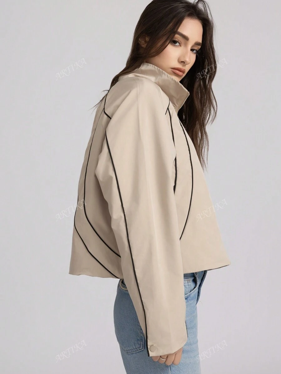 Giacca casual semplice da donna con chiusura lampo frontale e maniche lunghe, con inserti a righe