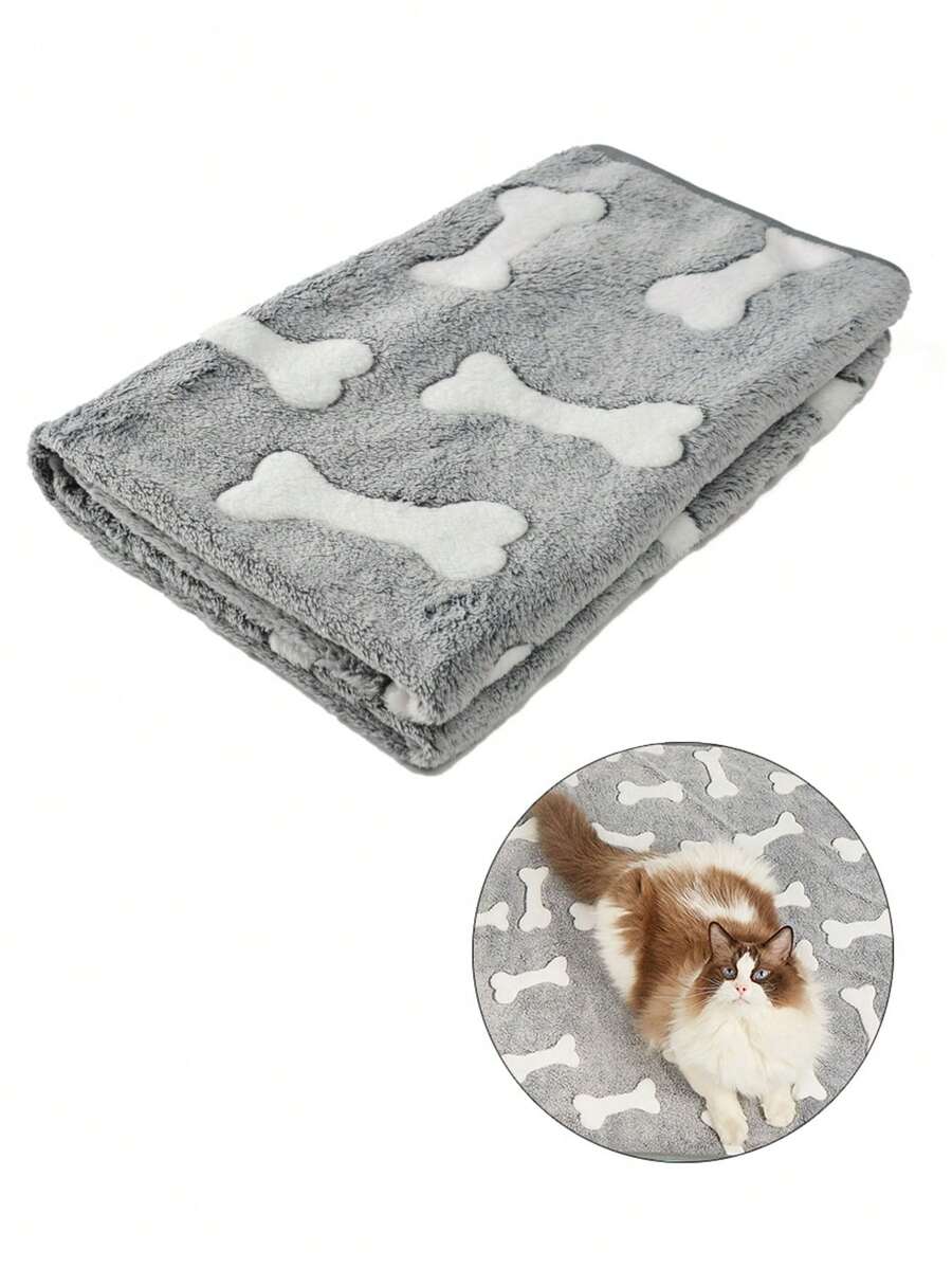 1pc Soft Flannel Grey Pet Blanket With Paw Print & Cute Print For Small And Medium Dogs