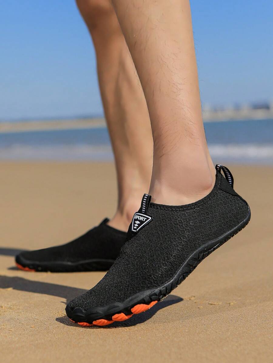 1 par de zapatos de agua de moda para hombres, transpirables y cómodos para deportes acuáticos, playa, pesca, parque acuático, con parte superior de malla, suela de goma, correa ajustable, antideslizante, adecuado para caminatas al aire libre, fiestas en la playa, ciclismo en el parque, fitness y yoga