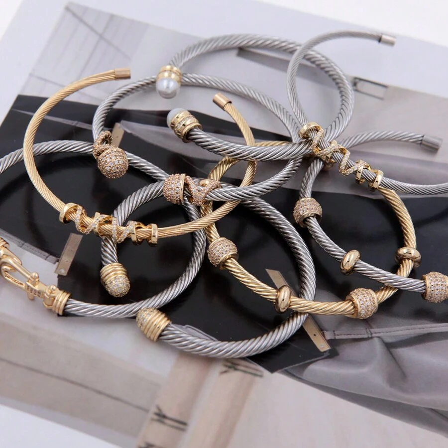 Brazalete ajustable de acero inoxidable con diseño bicolor en oro y plata, unisex, adecuado para uso diario, estilo punk/gótico, mejor regalo para festividades, joyería