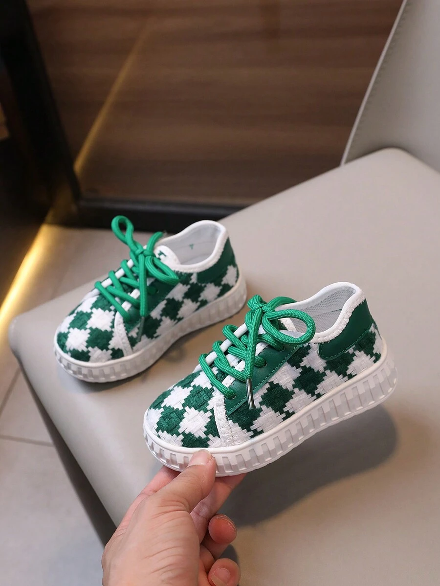 1 paire de chaussures de mode décontractées et confortables avec semelle antidérapante et surface douce, convient aux bébés pour une utilisation occasionnelle et saisonnière