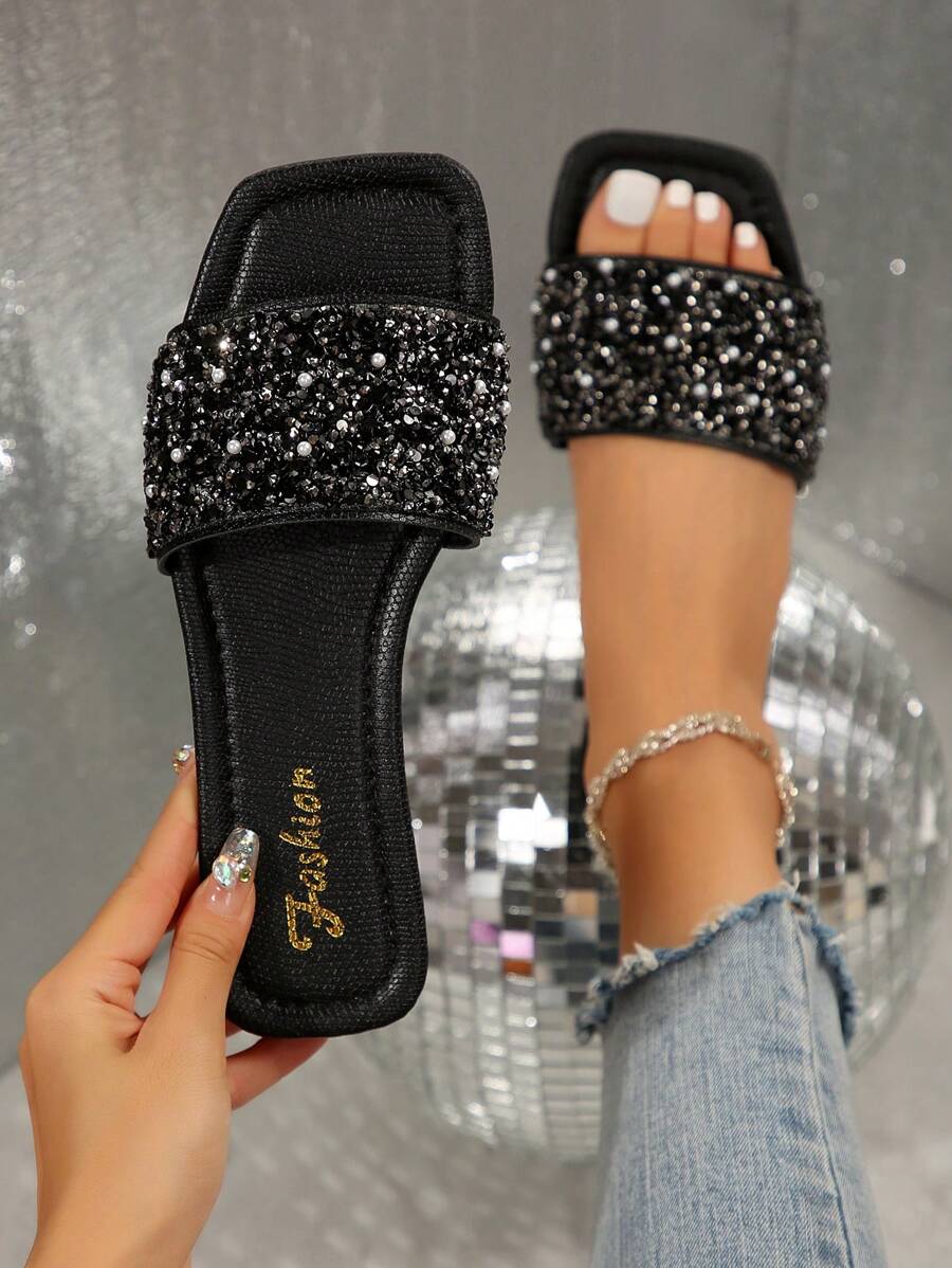 Plus Size Women's Black Slide Sandals, Spring/Summer New Square Toe Flat Sandals Suitable With Dresses, Fashionable Crystal Embellished Slip-On Slippers, Beautiful Girl's Summer Beach Slip-Resistant House Slippers