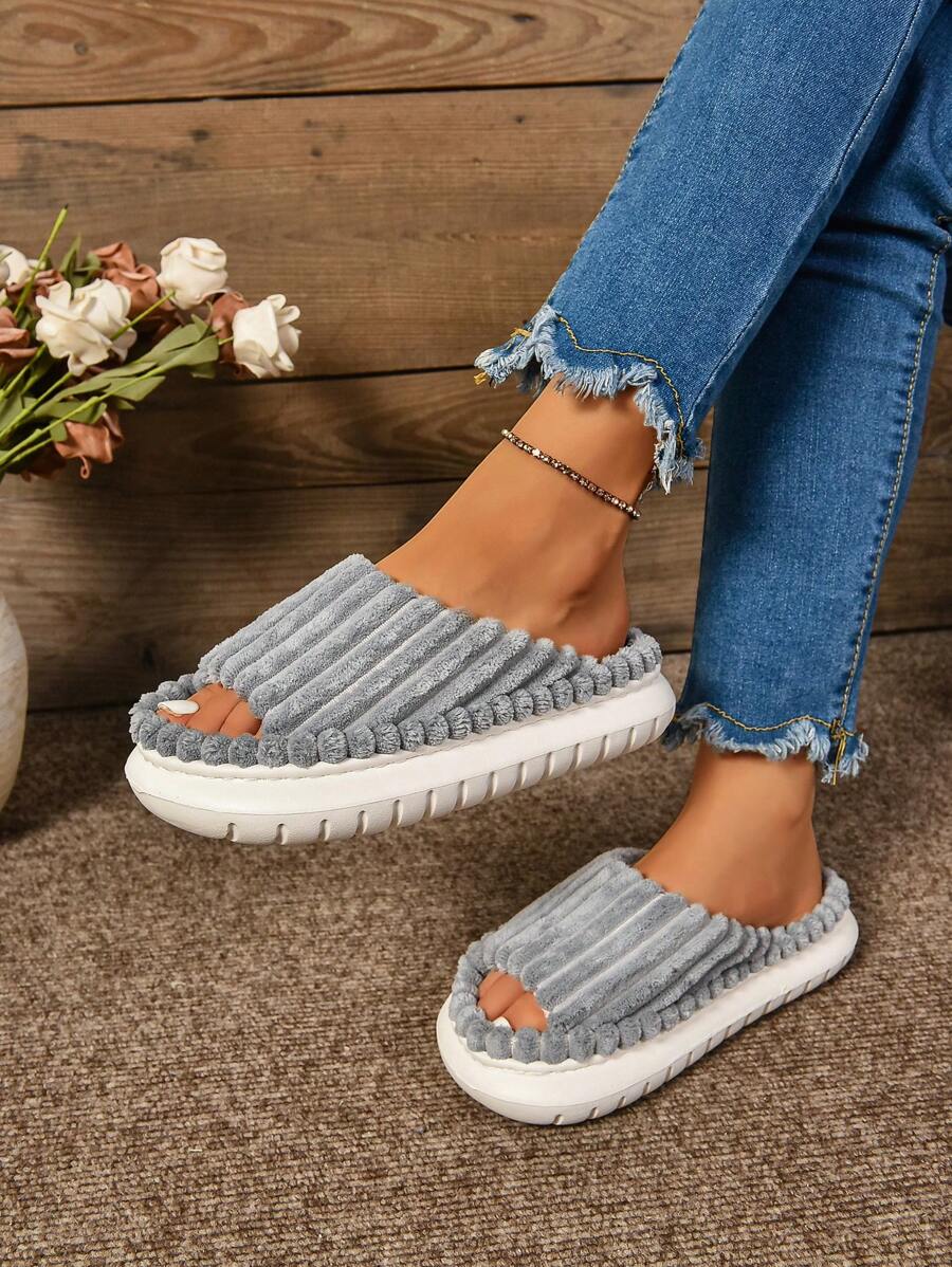 Women's Home Slippers Made Of EVA, With Anti-Slip Thick Soles, Striped, Soft And Skin-Friendly, Round-Toed, Open-Toed, Plus-Size Half Slippers For Women, And Cute Indoor Slippers For Girls.