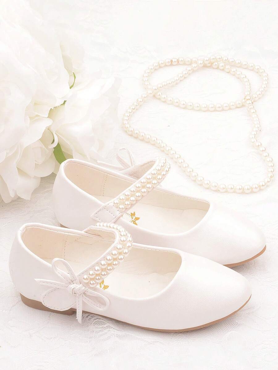 CAIWENNIAO Pearl Girls Shoes, Soft Sole Princess Dress Shoes, White Piano Performance Flats (New Model)