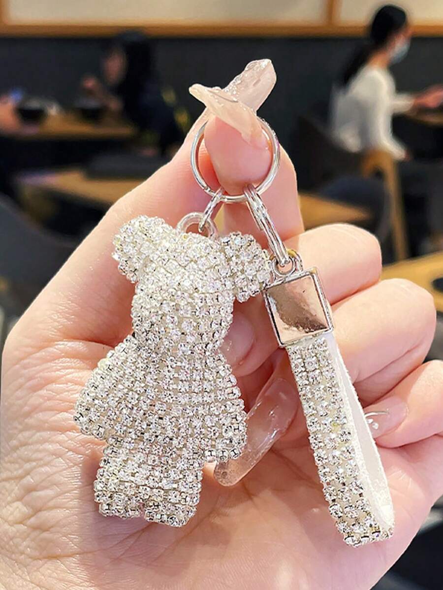 1pc Rhinestone Studded Bear Key Chain, Cute Creative Detailed Bear Car Key Holder Pendant For Women Car Accessories Bag Charm School