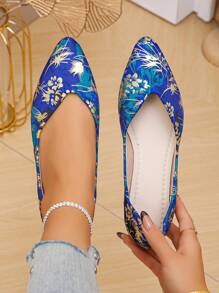 Golden Flowers On Royal Blue Background