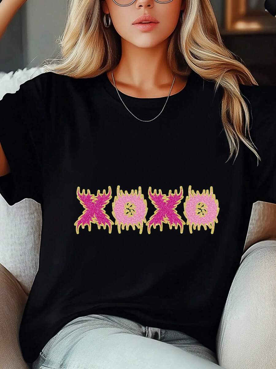 Women's Plus Size Valentine's Day Themed XOXO Alphabet Glitter Crystal Print T-Shirt Fashion Short Sleeve Round-Neck Tops Summer Streetwear