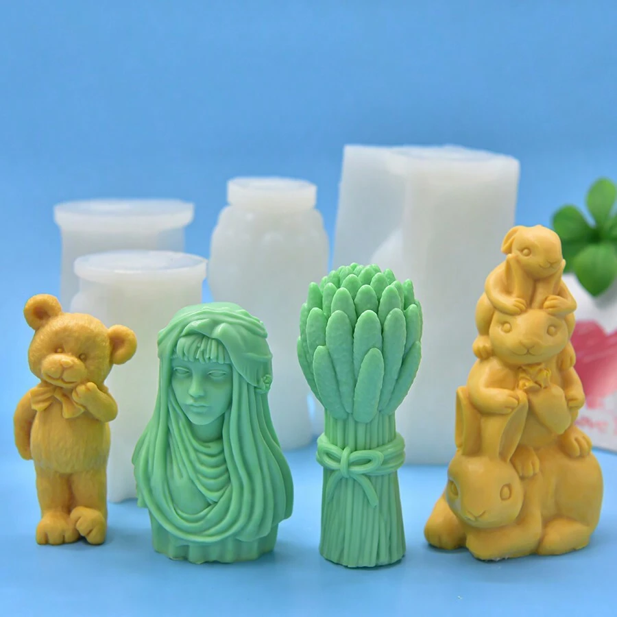 Gentleman Bear, Godinnenportret, Lavendelboeket, Stapelkonijn, Siliconenmal 1st