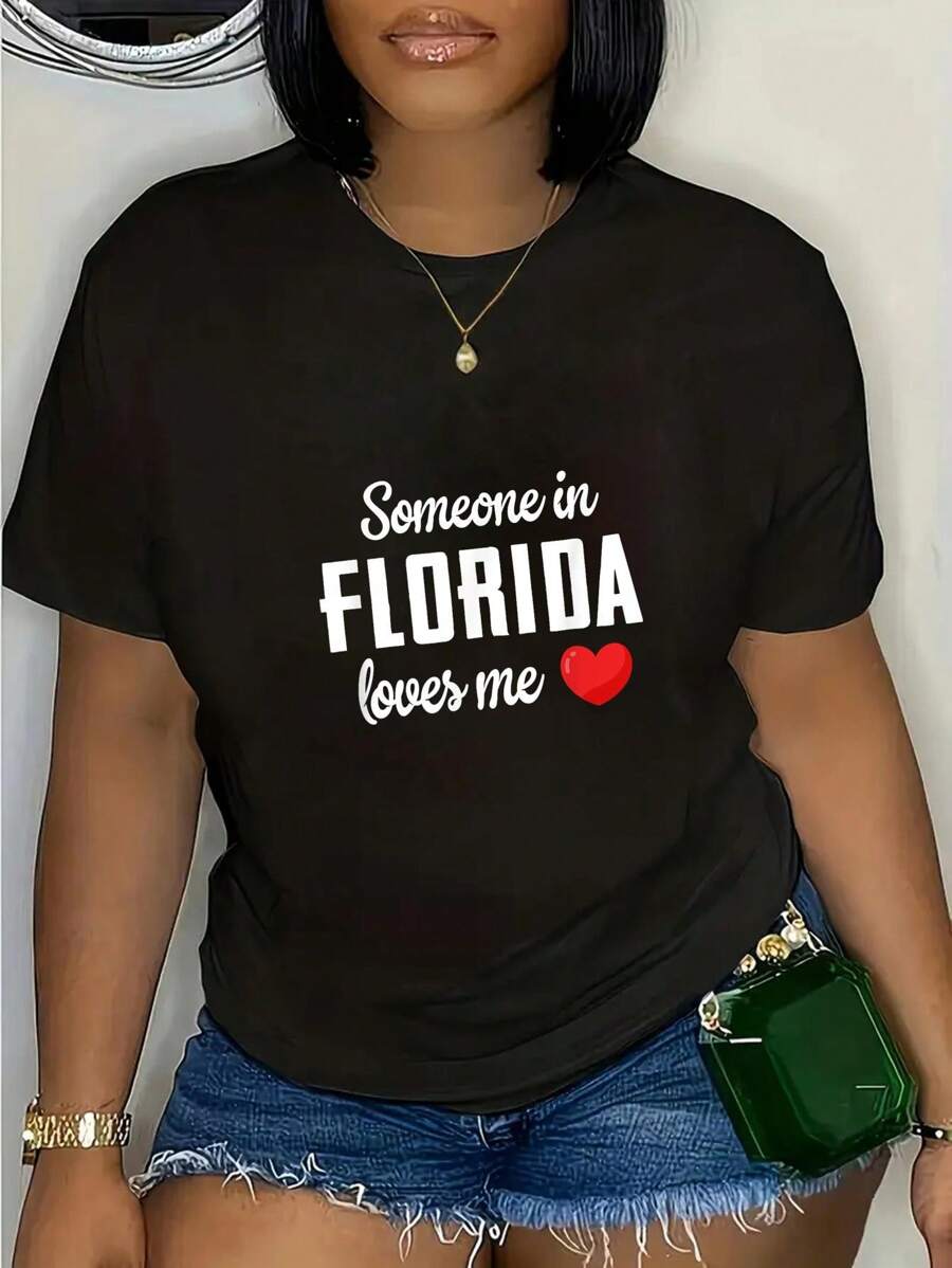 100% Cotton Casual Tshirt Someone In Florida Loves Me T-Shirt