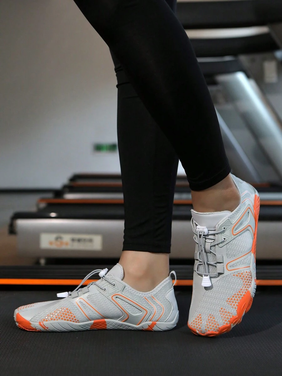 Chaussures de tapis roulant unisexes, chaussures de sport intérieur, chaussures à semelle souple pour la conduite/la plage, Baskets casual, chaussures de randonnée extérieure pour hommes, chaussures d'eau pour hommes, chaussures de plage pour hommes, chaussures de fitness aquatique respirantes, chaussures de pêche, de natation et de plage à cinq doigts pour l'extérieur, blanc