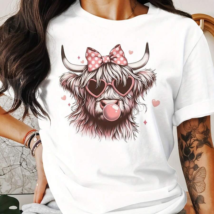 Cute Highland Cow With Hearts T-Shirt, Adorable Cow Tee With Bow, Fun Cow Art Shirt For Animal Lovers, Charming Cow Design Tee