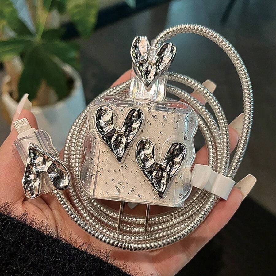 Protector de cable con forma de corazón de resina plateada, adecuado para cargador rápido de 20W de 15, 14 Pro Max, 12/13, accesorio de cargador para regalo del Día de San Valentín, accesorios de teléfono