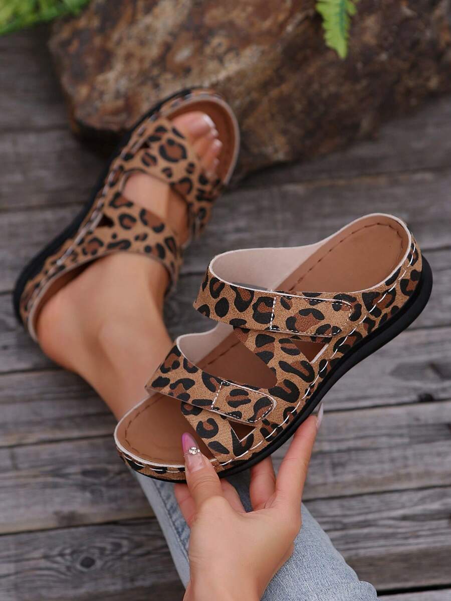 Women's European And American Fashion Bestselling Wedge Heel Thick Bottom Sandals, Magic Design Strap Vamp, Summer Vacation Party Style Sandals, Soft & Comfortable, High Waterproof Thick Sole, Strap Vamp, Fashion Classic Versatile Wedge Heel Thick Bottom Sandals, Beach Shoes