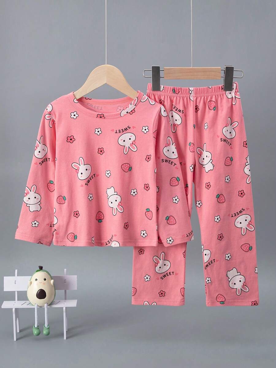 Set de 4 piezas de pijama de primavera/verano para niñas jóvenes con estampado de oso lindo y conejito de fresa en parte superior de manga larga y pantalón largo