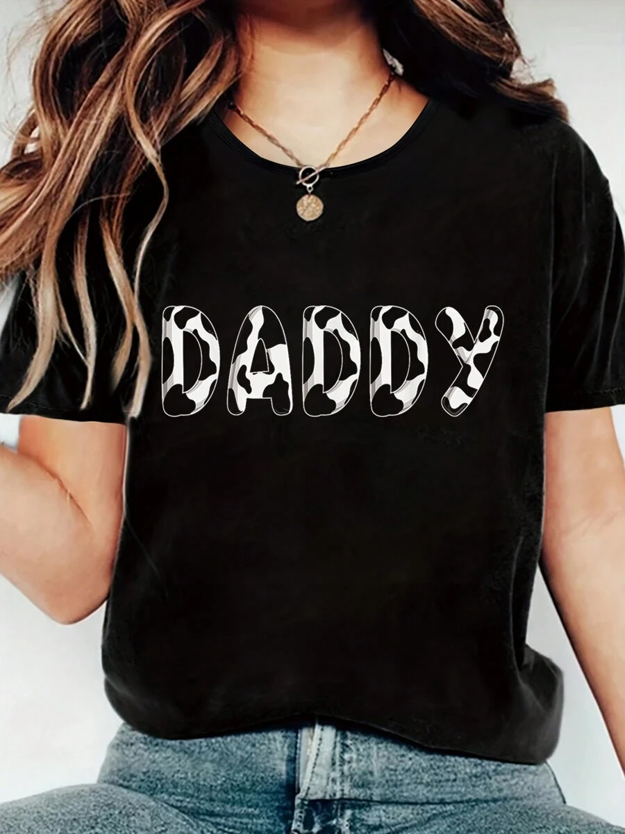 100% Cotton Cow Daddy Birthday Family Matching Fathers Day Boy Girl Men Funny Print Women's T-Shirt, Round Crew Neck Soft Short Sleeve T-Shirt For Spring Summer, Fun Graphic Tops T-Shirts For Women