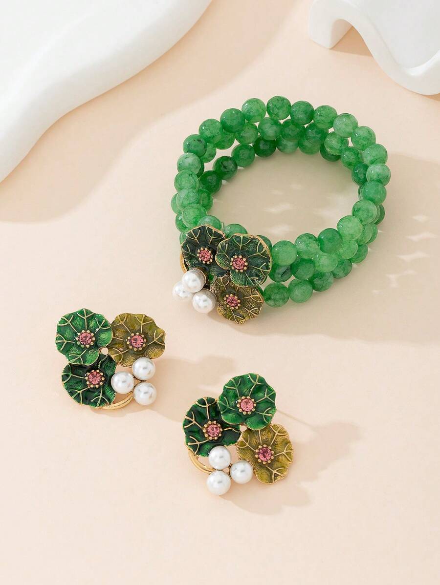 1 braccialetto con perline verde smeraldo e 1 paio di orecchini in lega di rame con smalto verde, set di gioielli vintage dorati vintage multi-strato, adatto per uso quotidiano, feste e occasioni speciali, collezione