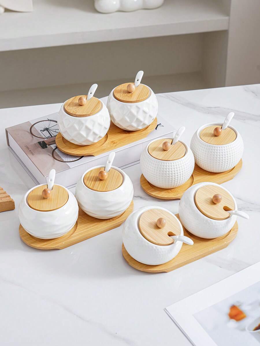 1 Set Ceramic Kitchen Storage Jars With Bamboo Wood Tray & Ceramic Spoon, Scandinavian Minimalist Japanese Style Creative Textured Dinnerware, Kitchen Storage Canisters, Diamond, Wavy, Bird Nest Pattern, Hotel Restaurant Home Kitchen Essentials, Round Bamboo Wood Lid Spice, Pepper, Salt, Sugar Seasoning Storage Jars