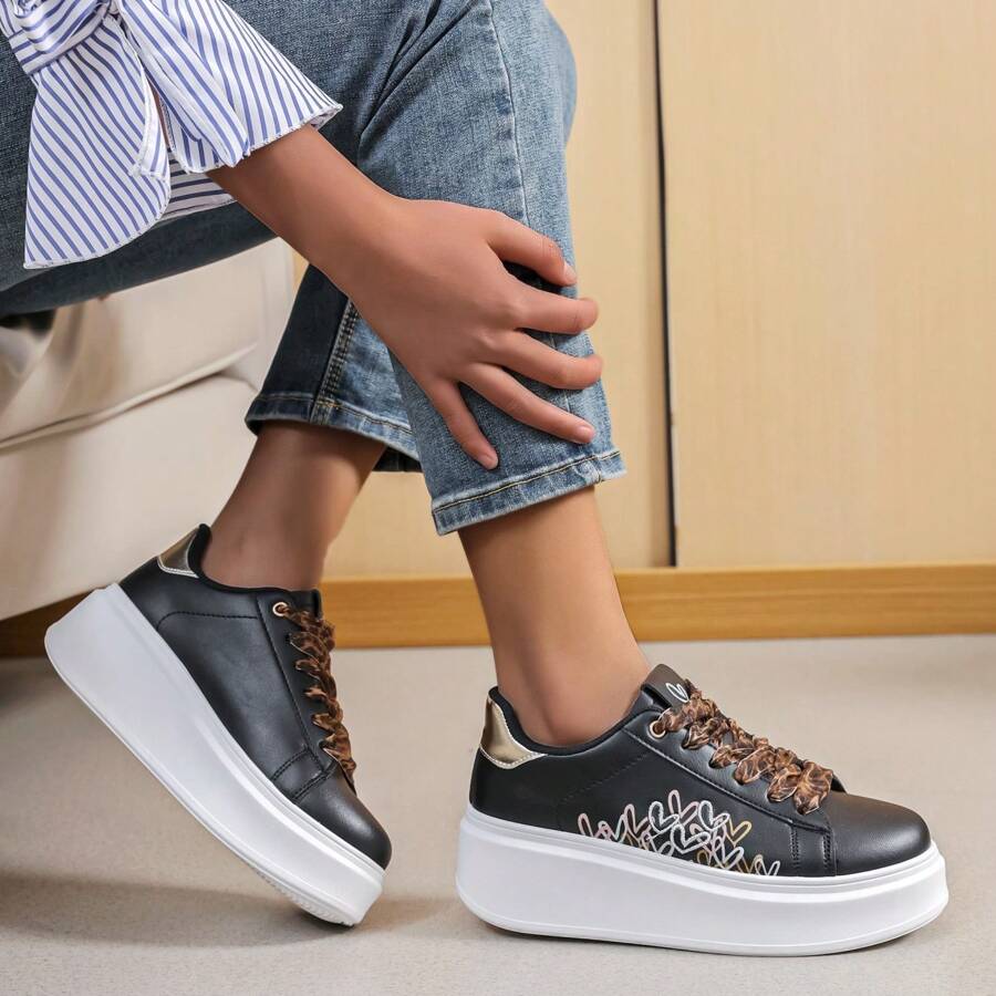 Damesmode met hartprint, comfortabele, casual sportschoenen, veelzijdig voor dagelijks gebruik