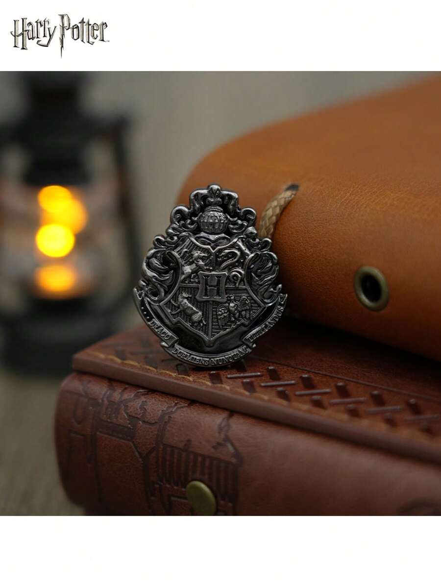 WB 1PC Harry Potter Pewter Pins Accessories Gryffindor Ravenclaw Slytherin Decorative Badges Clothes Bag Backpack Hats Band Men Women Brooches Collectible Display Birthday Anime Peripheral Gifts