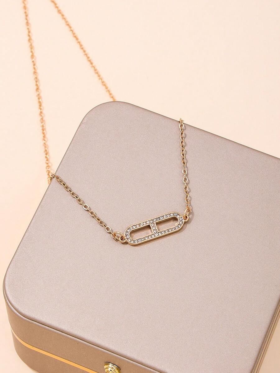 1pc Fashionable Minimalist Geometric Hollow Out Rhinestoned Pendant Necklace, Elegant & Versatile Design For Women's Daily Wear