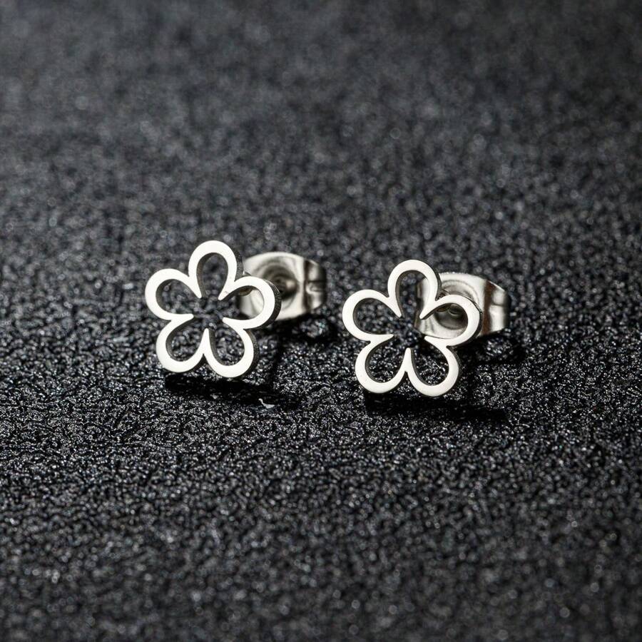 1 Pair Of Simple And Sweet Floral Earrings For Women Are Perfect For Everyday Wear, Holidays And Dates, And Can Also Be Used As The Perfect Gift